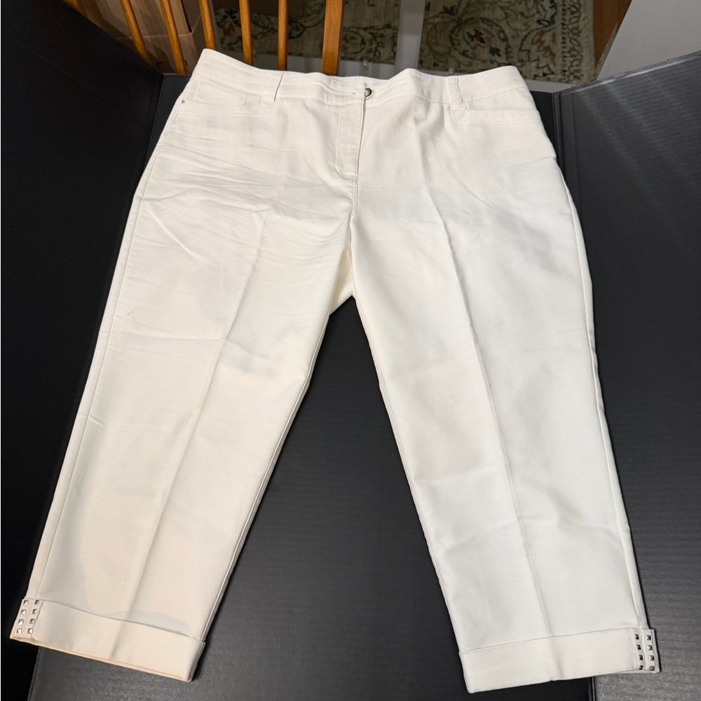 Style & Co. White Cropped Pants